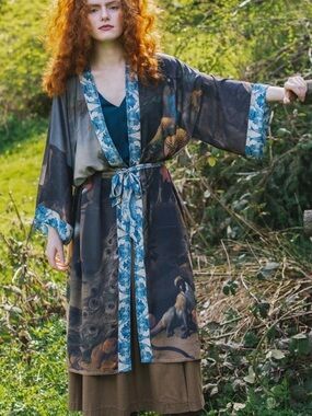 Market of Stars Wild Beauty Kimono Robe/Jacket with Blue Trim